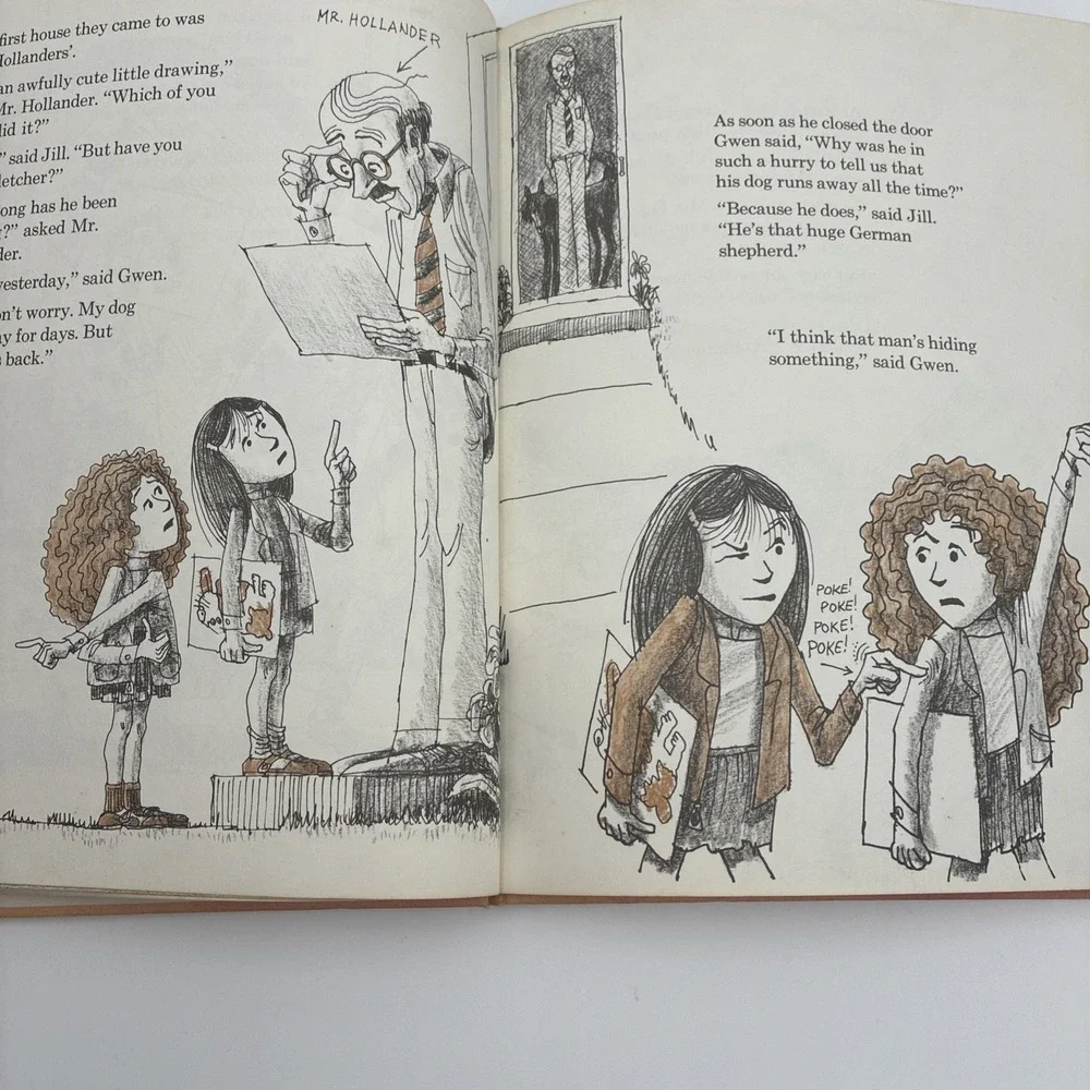 Something Queer Is Going On Elizabeth Levy Mordicai Gerstein 1973 First Printing